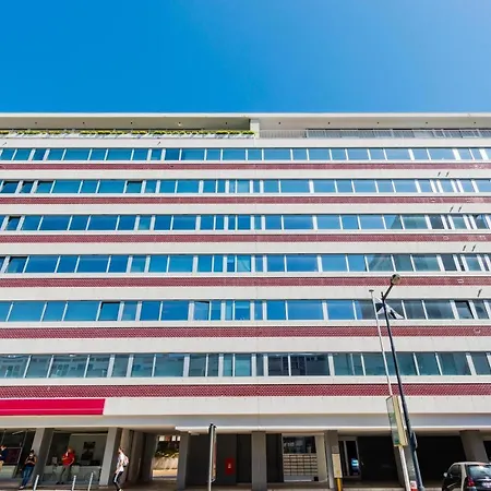 Estrela Modern Flat @ Infante Santo Appartamento *